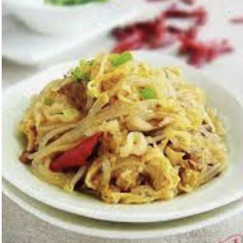 Fried Glass Noodle with Minced Pork & Sauekraut (酸菜炒粉)
